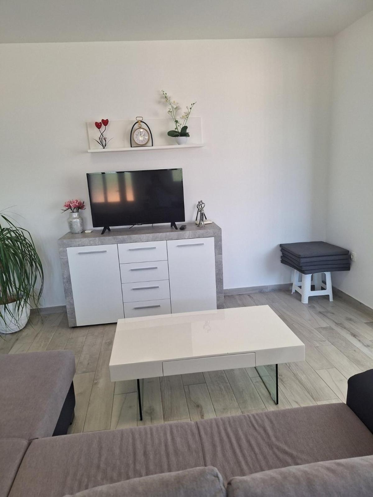 Apartmani Danica Vodnjan Exterior foto