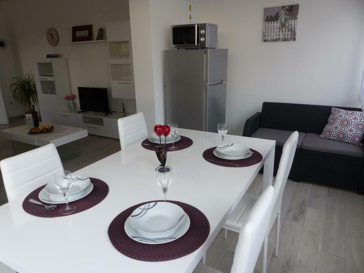 Apartmani Danica Vodnjan Exterior foto